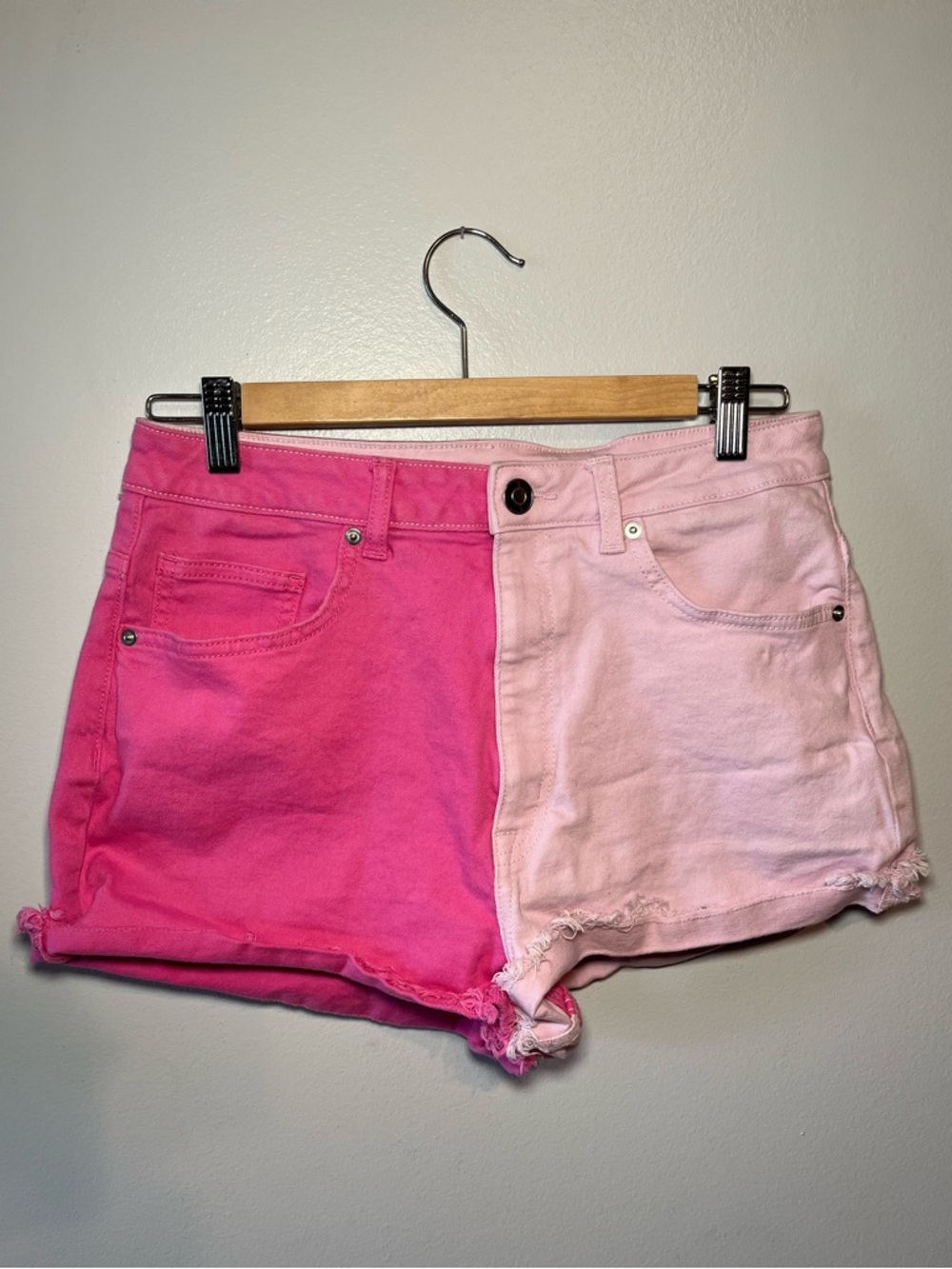 NOBO Two-Tone Pink Colorblock Denim Shorts - Size 13 junior
